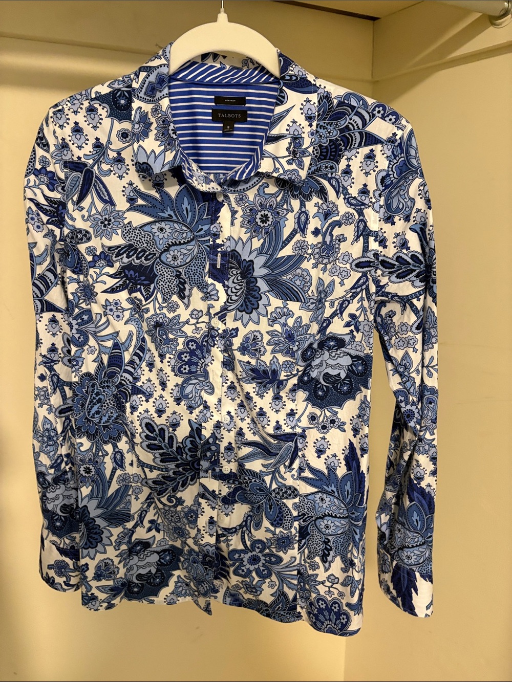Talbots Blue and White Floral Button-Up Blouse